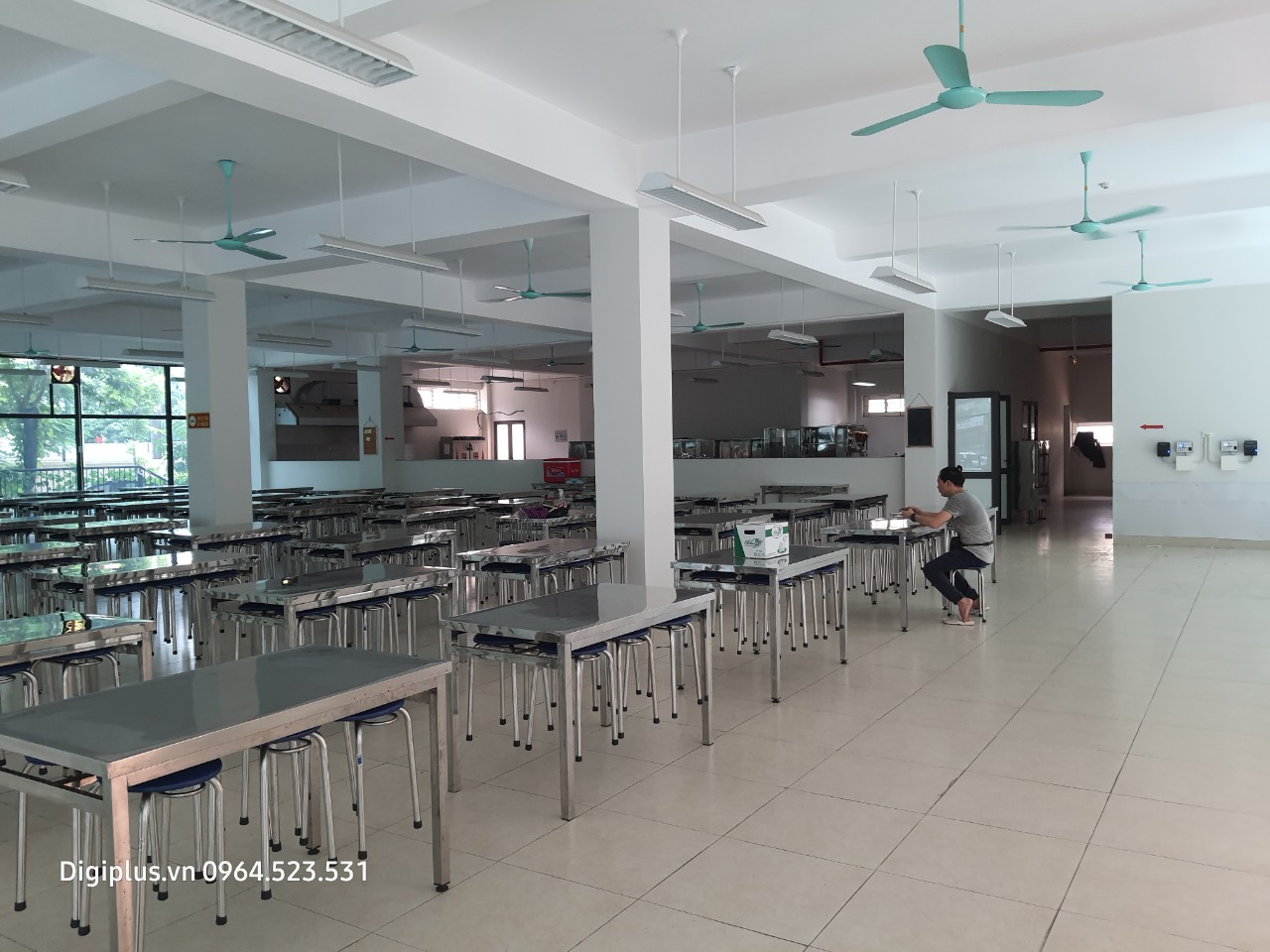 Ho&agrave;n th&agrave;nh hệ thống phần mềm quản l&yacute; suất ăn tại Canteen trường THPT Mỹ Đ&igrave;nh